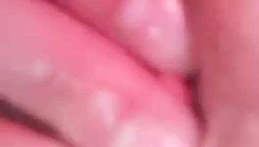 Fingere mein Arschloch weil es gut tut