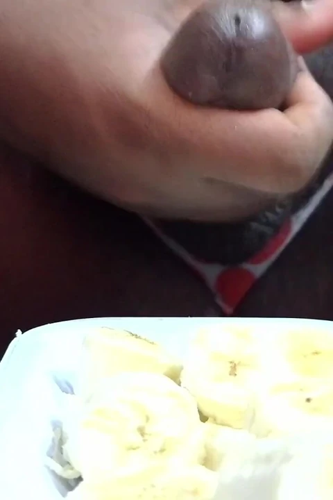 Banana'ya boşalma 2