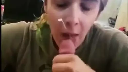 Amatör boşalmak içinde ağız derleme 05