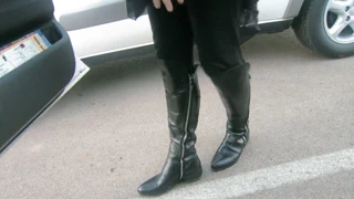 Çift sipper pliner botlarımı modelleme ve giyme