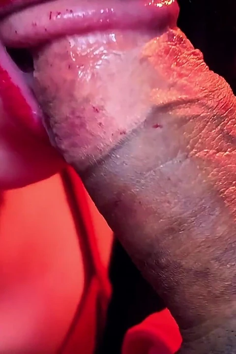 O kadar yakın ki hissedebiliyorsun