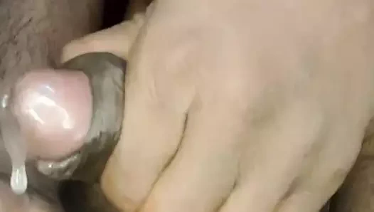 Land ko hila hila k pani Nihal diya ahh