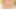 Seksi genç kız tıraşlı amcığını büyük bir dildoyla sikerken eğleniyor