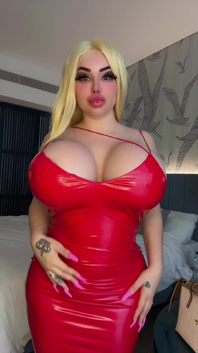 Bibi Bugatti egzotik cosplay