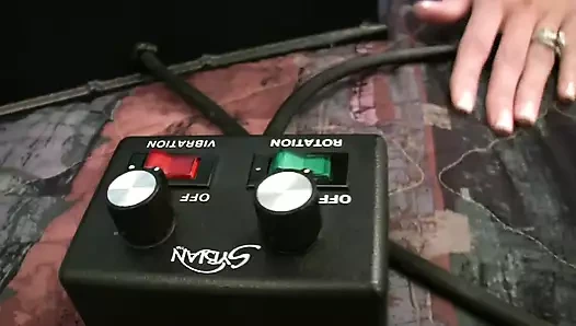 Barbi Sinclair sarışın deneyimli bir kadın