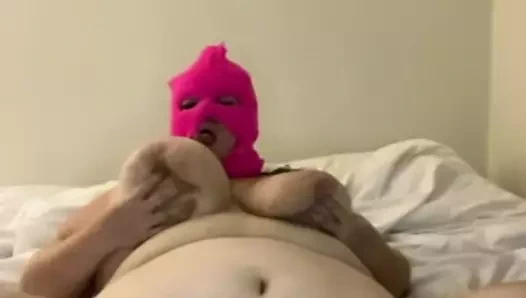 Kar maskeli iri güzel kadın büyük zenci istiyor