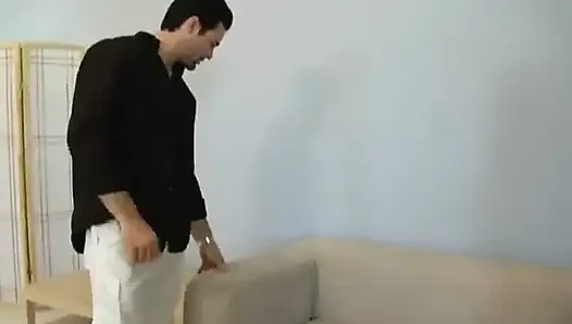Büyük memeler iş başında - bu evi satmak için her şey Delta White bahşiş almaya bayılıyor