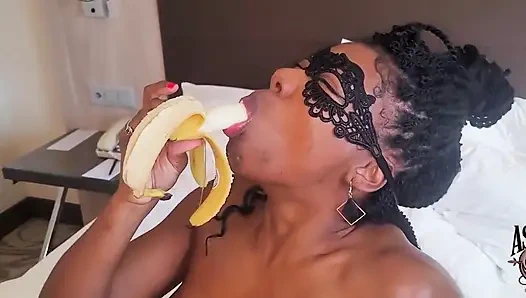 Ashanty'nin muzla şehvetli derin gırtlağı - yaramaz ve kesilmemiş