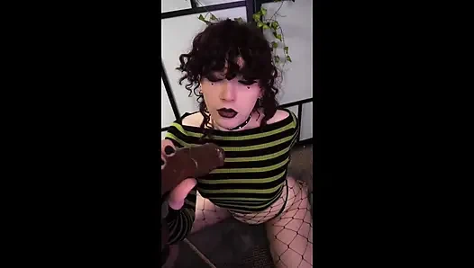 Thicc gotik femboy derlemesi | Gırtlağına boşalma ve büyük boşalma!