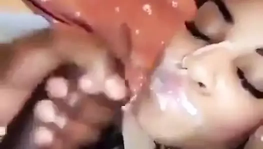 Cum dumping üzerinde ona