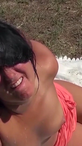 Знаковый момент из "СЪЕМКА ОСТАНОВИЛАСЬ ВО ВРЕМЯ МАССОВОГО ТРАХА! НИКОГДА РАНЬШЕ НЕ СЛУЧАЛОСЬ!"