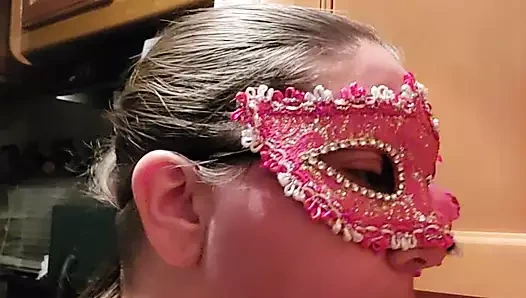 emme üzerinde benim yapay penis