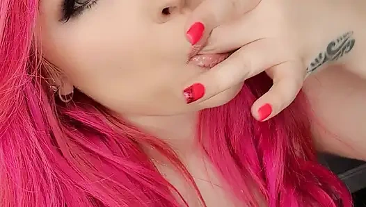 İtaatkar korsan sürtük kaptanına hizmet etmek için çaresiz