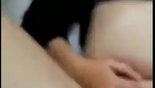 Ah chai ve güzel Asyalı kız arkadaş