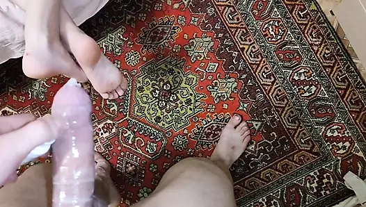 Büyük ve tombul götü amında yarağımın hayalini kuruyordu