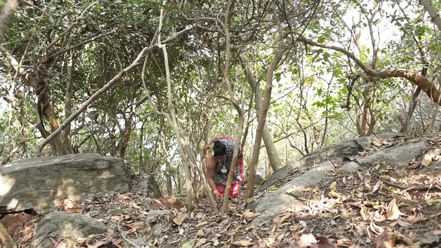 Köydeki kız ormanda bulundu