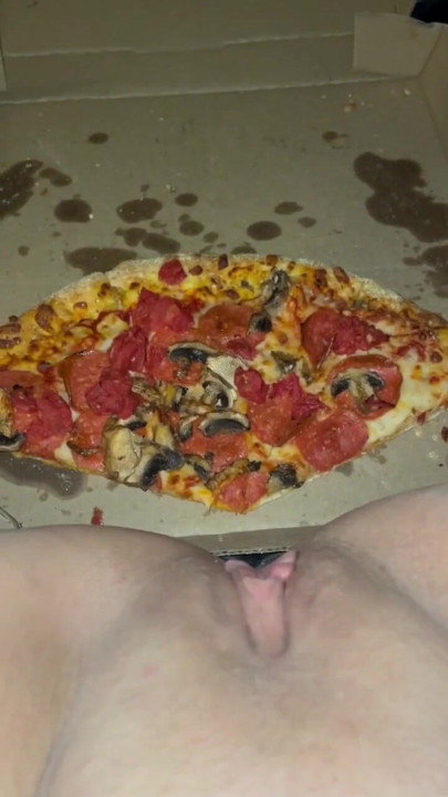 PIZZA GENÇ MASTÜRBASYON -SAPıK YEMEK FETIŞI-KADıN GARIP ARAP PORNO-GERÇEK ORGAZM- AMATÖR- ARAP SNOWWHITE-ABD LOS ANGELES 2025 G | Klip 3