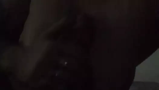 Romixxx carlexxx' horoz ile oynuyor