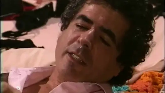 Kıllı amcık yalama büyük yarak emiyor... ağzına boşalma