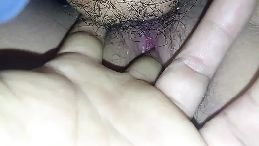 Nepalli bakire pembe amcık gulabi rato puti chati chekeko