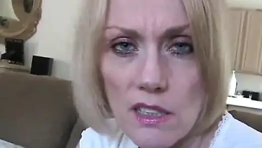 Kötü seksi melanie: döllerini istiyorum!