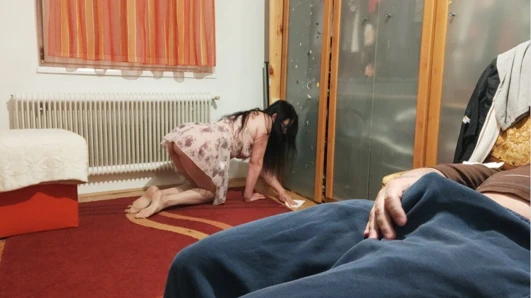 Seksi üvey temizlik the oda gets becerdin ve creampied
