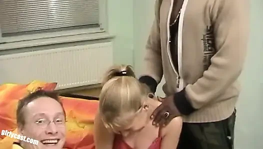 Genç Anna ilk büyük siyah yarak