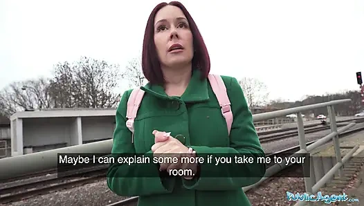 Public Agent - yurt odasında İngiliz bir öğrenciye dölümü attırdım