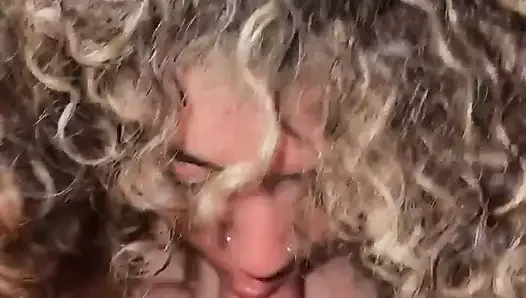 Kız arkadaşların Snapchat anılarını kontrol ettiğinde