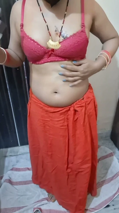 Bengali Bhabhi's Sexy Massage Video Cock Will Stand Up After Seeing You | Clip 1