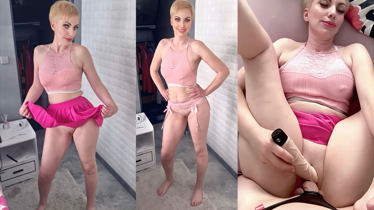 Pembe tanklı ateşli karım ve ben