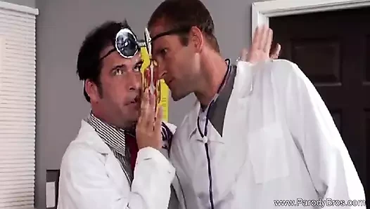 Ateşli doğal sarışın güzel seks yapıyor