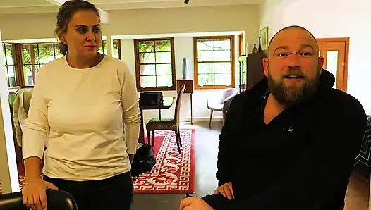 Charlie Forde, Laney Day, Finley Kay, Leo Embers, Caleb Arcane, Mishel Karen'ın rol aldığı eve bağlı sahne arkası