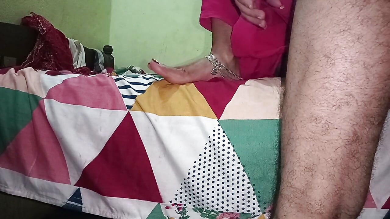 Üvey baba üvey kızını sabah seksiyle sikiyor