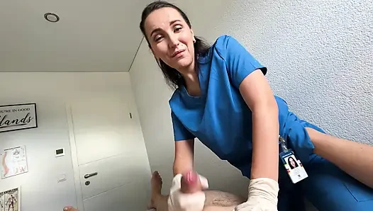 Hot Masseuse Puts On Latex Gloves For A Messy Happy Ending Cumshot