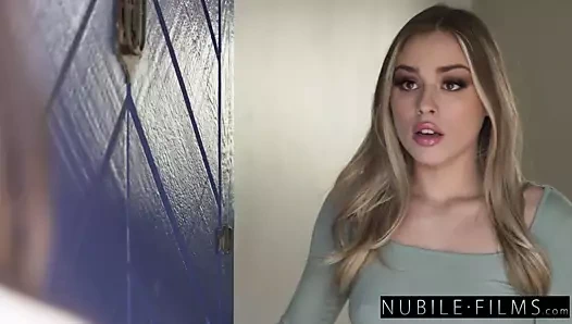 Busty esmer lexi luna'nın fantezi üçlü