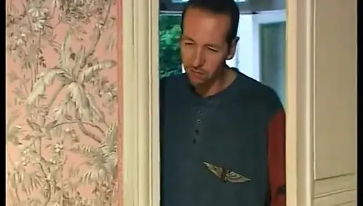 İki iyi kuyruk için güzel bir domuzcuk.