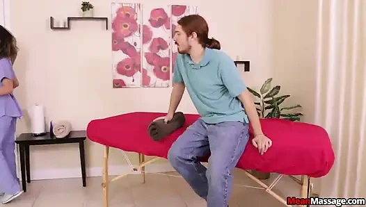 Kimmy Granger: masası, yarak kontrolü
