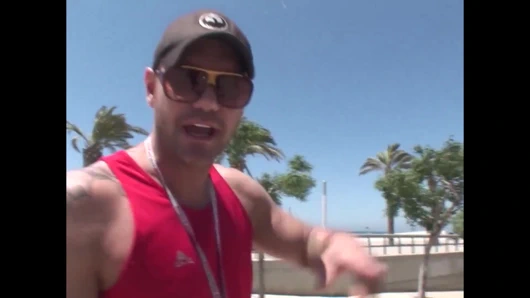 Islak ve vahşi çılgın sürtük