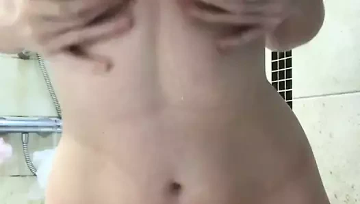 mükemmel göğüsler 3