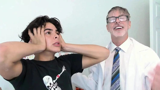 Julian jaden doktor lennox'tan bir ders alır