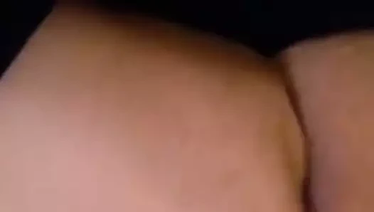 Benim düzgün vücutlu milf oynama ile ona kedi