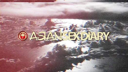 Asiansexdiary Asyalı orta yaşlı seksi kadın yabancıya amından vazgeçiyor