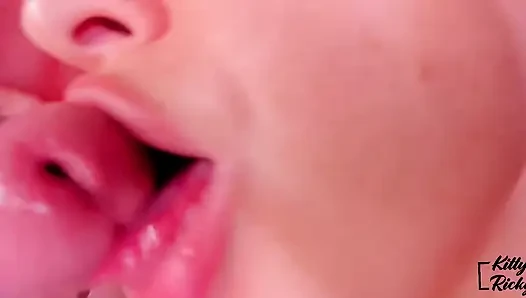 Ayakla muamele oral seks amcık sikişi yüze boşalma