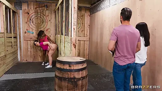 Brazzers - o amcığı vurmam için beni baltalıyor musun?