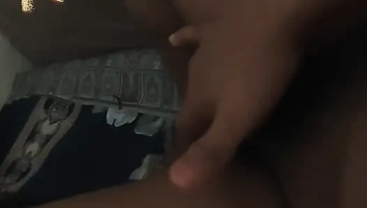 Hintli ateşli evli kadın sevgilisiyle yalnız