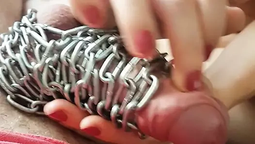 metresinden TCMB. topların etrafında zincir. handjob