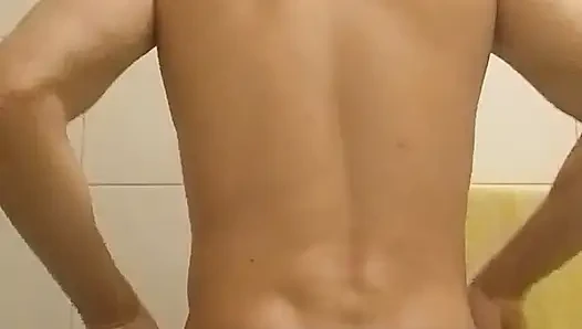 Banyoda striptiz