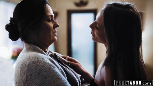 Saf tabu, kyler quinn üvey anne ve üvey babasıyla yakalandı