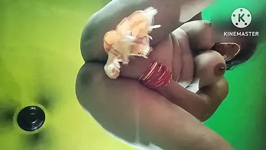 Sudipa yenge apne chote devar ji ko bur me lund ghusana sikhati hai seks